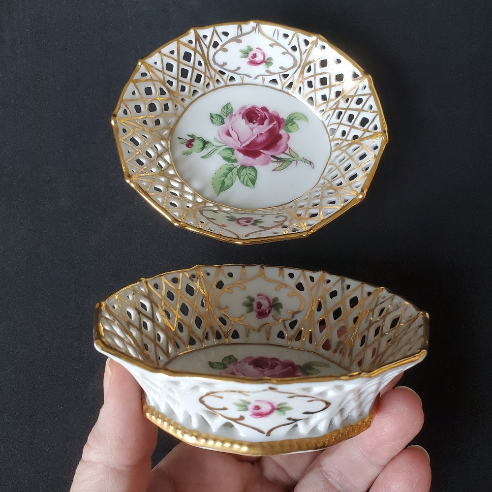 2 Vintage Schumann Bavaria Reticulated Porcelain Oval Bowls Arzburg Germany